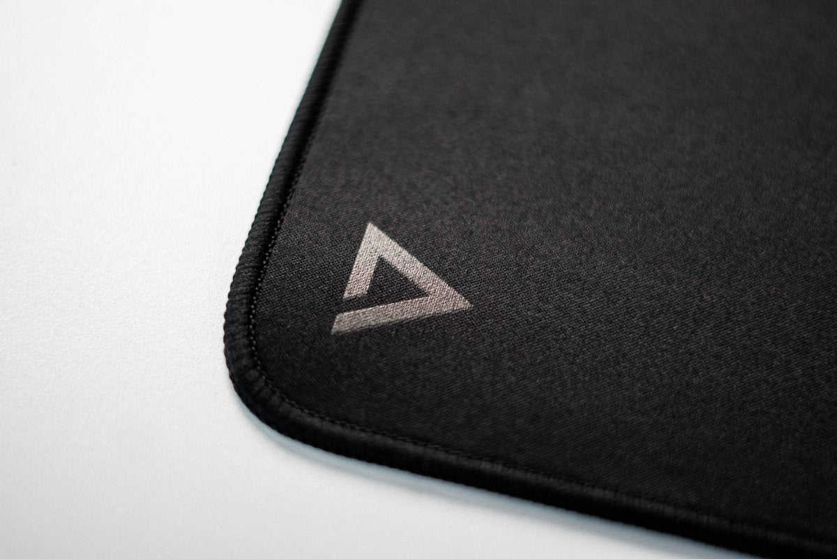 DeltaHub Gaming Desk Mat - Ante ShopDeltahubLaptop accessories3830076063619DH-GDP-L-D