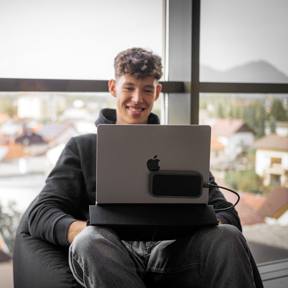 DeltaHub HoldX - Magnetic Mount - Ante ShopDeltahubLaptop accessories3830076060229DH-HX-BLK-D