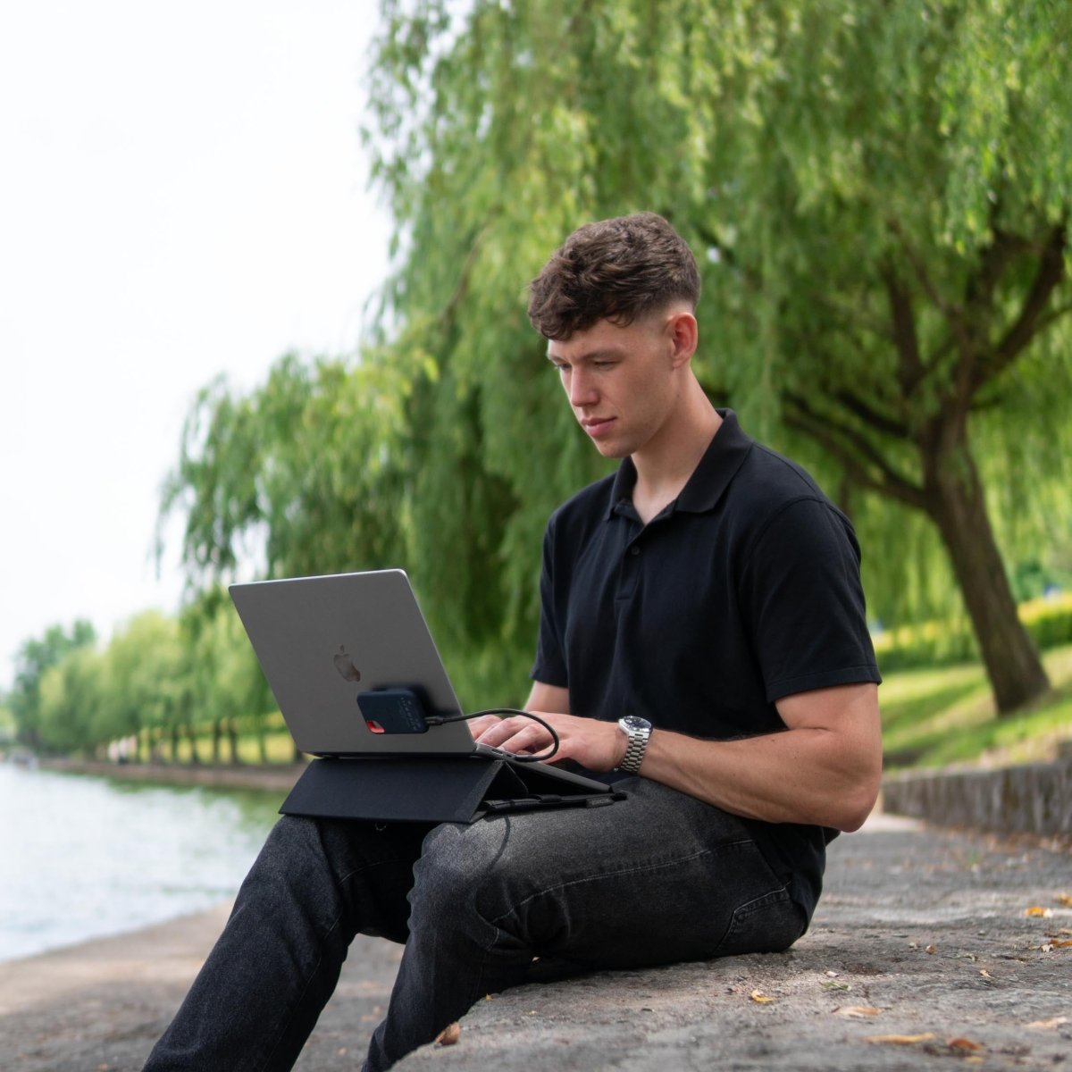 DeltaHub HoldX - Magnetic Mount - Ante ShopDeltahubLaptop accessories3830076060236DH-HX-SL-D