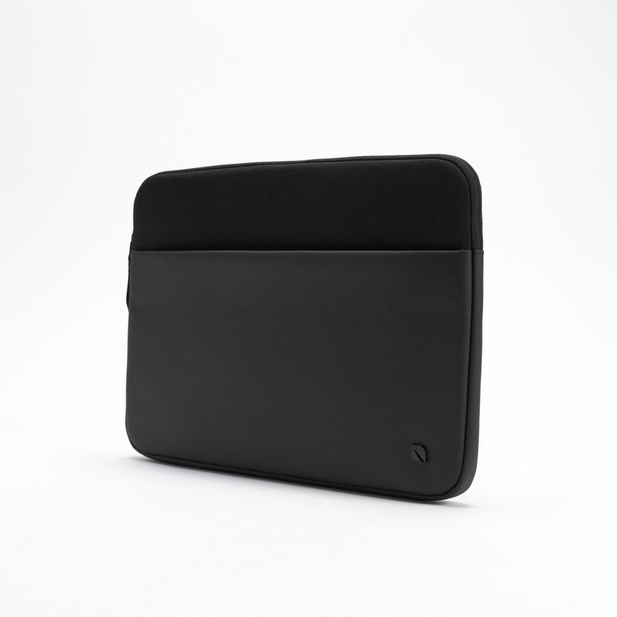 Incase A.R.C. Sleeve for 14 - inch Laptop - Ante ShopIncaseLaptop Sleeve650450269788INCO - 400717 - BLK