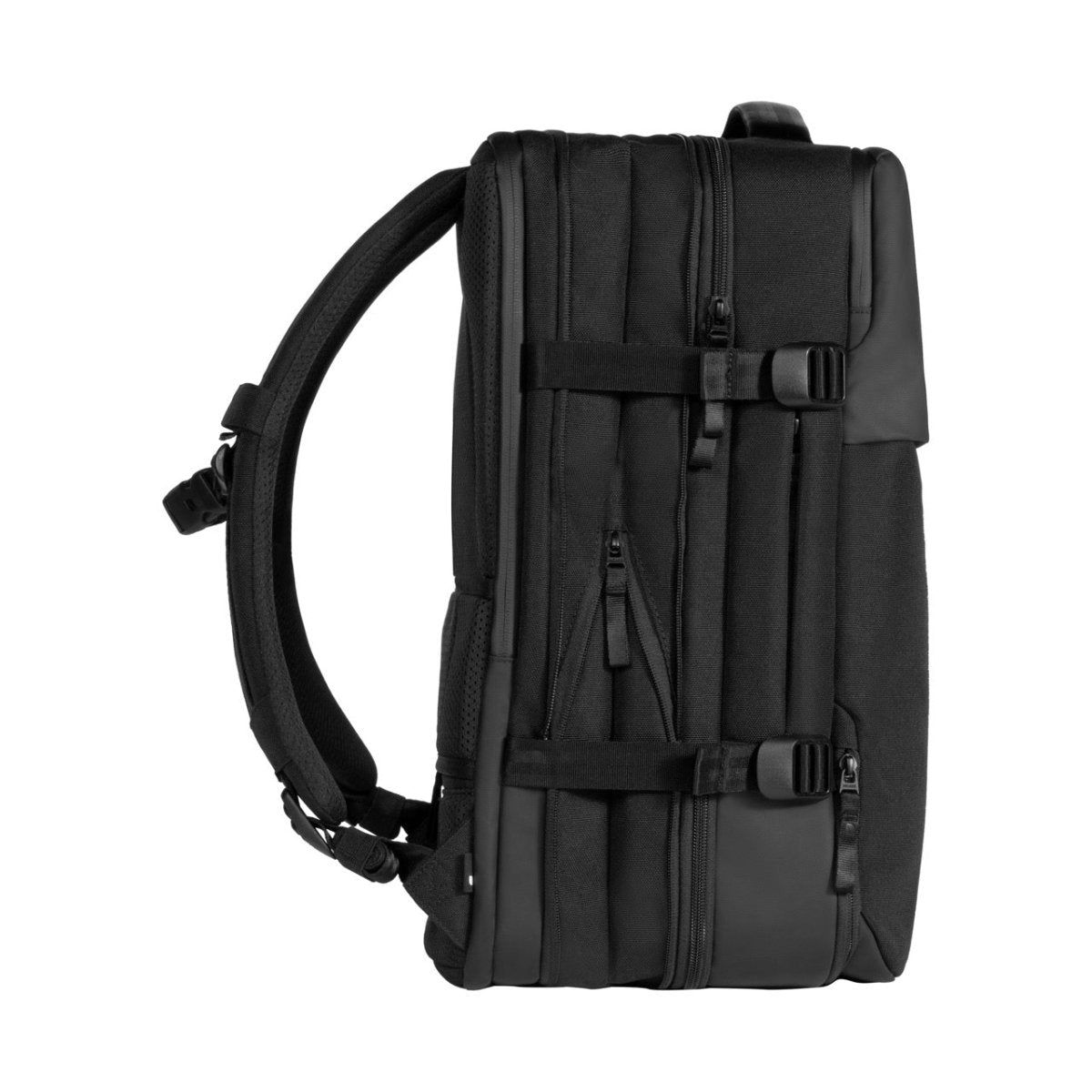 Incase A.R.C. Travel Pack With ReSpun 100% Recycled Polyester 38L - Ante ShopIncaseBag810006543520INCO - 100682 - BLK