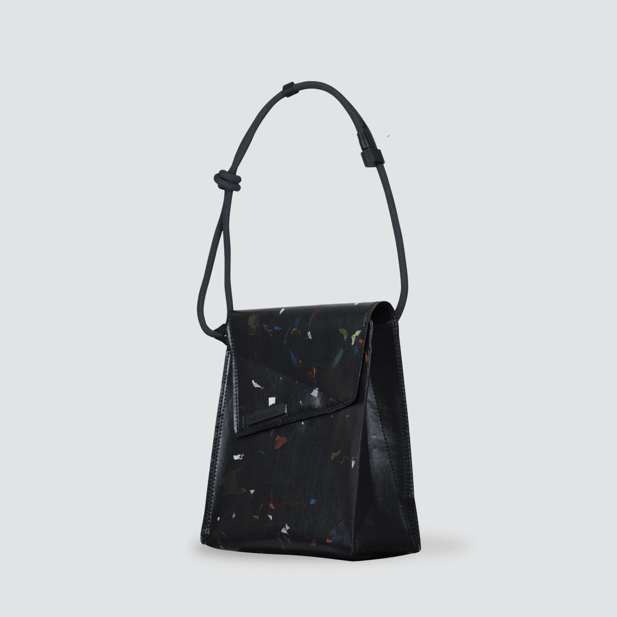 M.bungkus ReSatchel Sustainable Bags with charging cable - Ante ShopM.CraftsmanBag