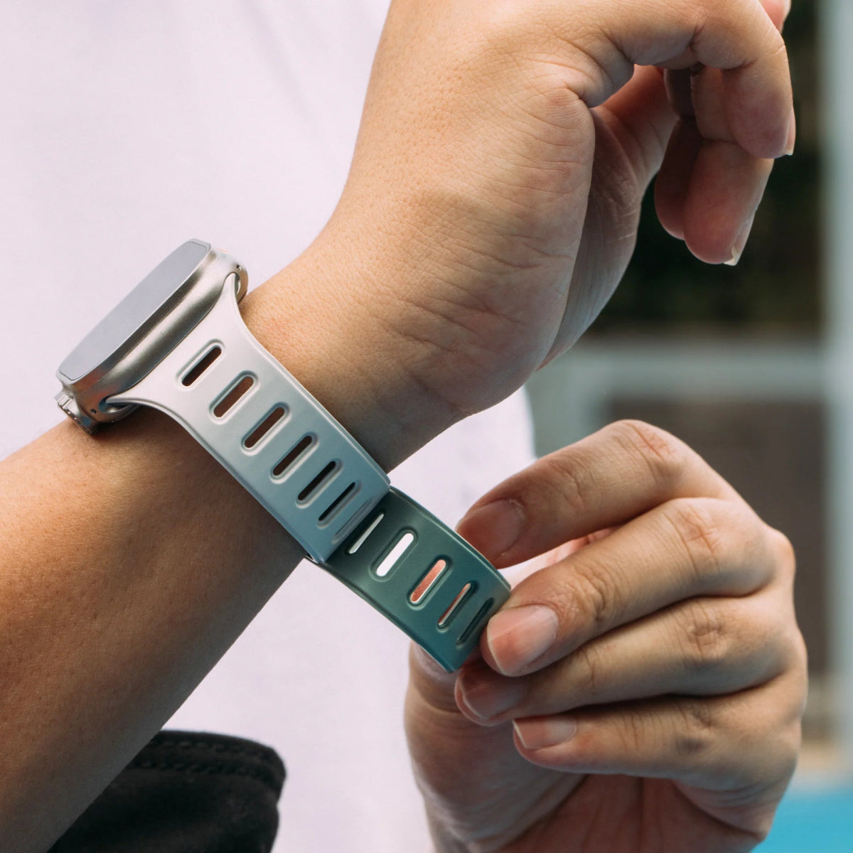 Native Union Active Magnetic Band for Apple Watch - Ante ShopNative UnionApple Watch StrapACTBAND - AW - S - GRNS