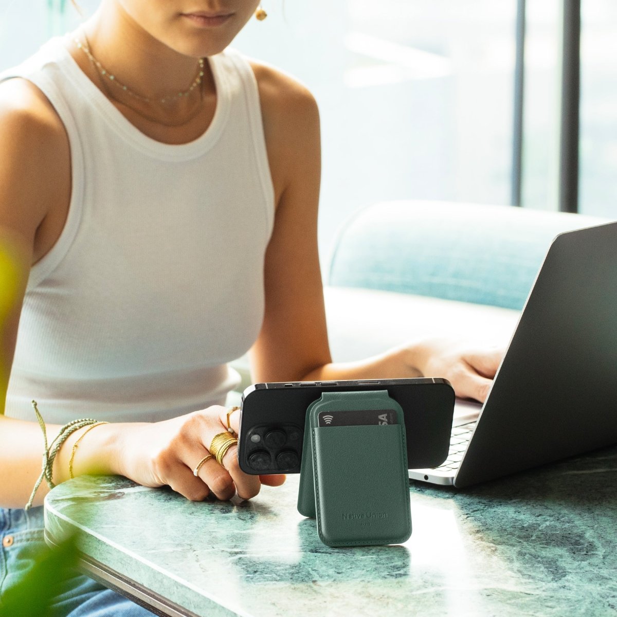 Native Union Active Wallet Stand | Magnetic - Ante ShopNATIVE UNIONWallets & Money ClipsACT - LMO - WAL