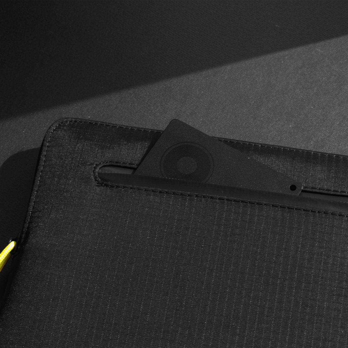Native Union Find It Card - Ante ShopNative UnionAirTag846654086973FINDIT - CARD - BLK