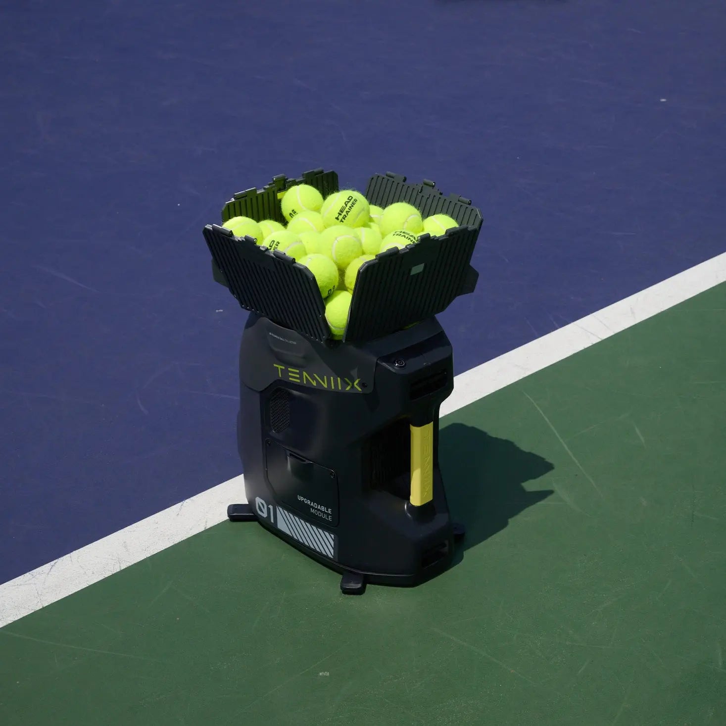 Tennixx Pro - AI Tennis & Padel Robot (Pre-Order)