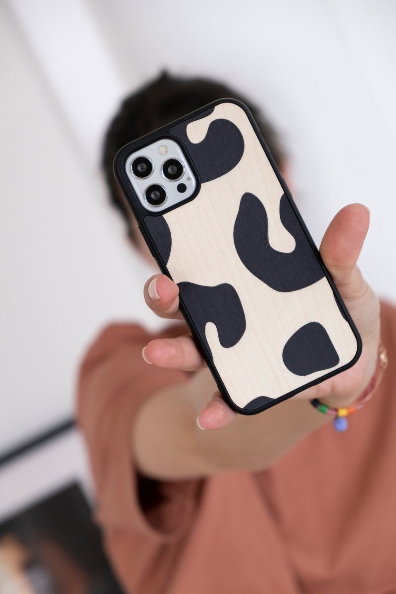 Wood'd Kinda Cow - iPhone 13 / 13 Pro / 13 Pro Max - Ante ShopWOODCases