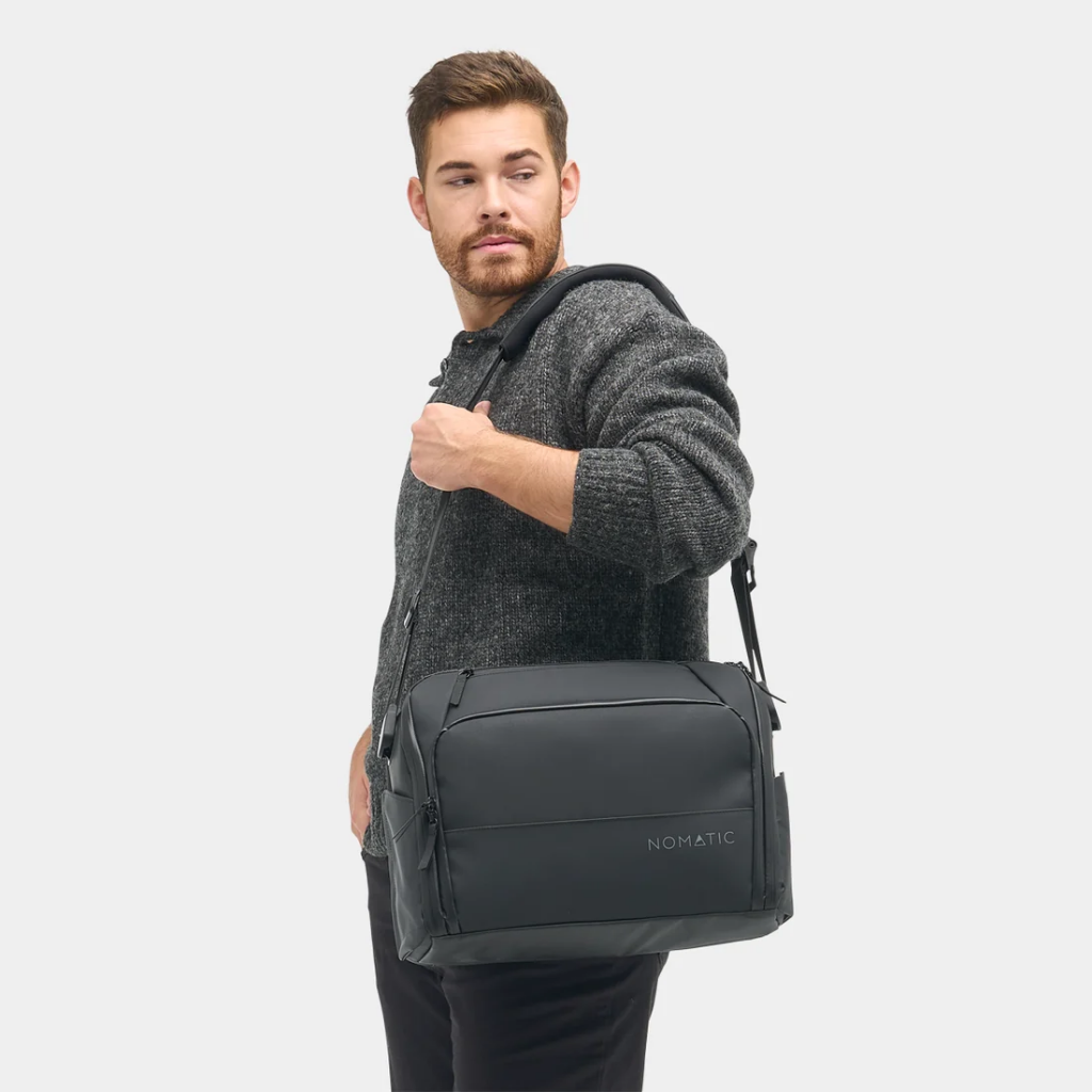 Nomatic Messenger Bag 15L