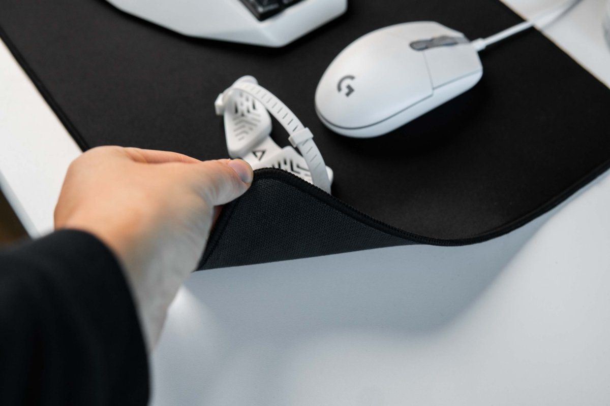 DeltaHub Gaming Desk Mat - Ante ShopDeltahubLaptop accessories3830076063619DH-GDP-L-D