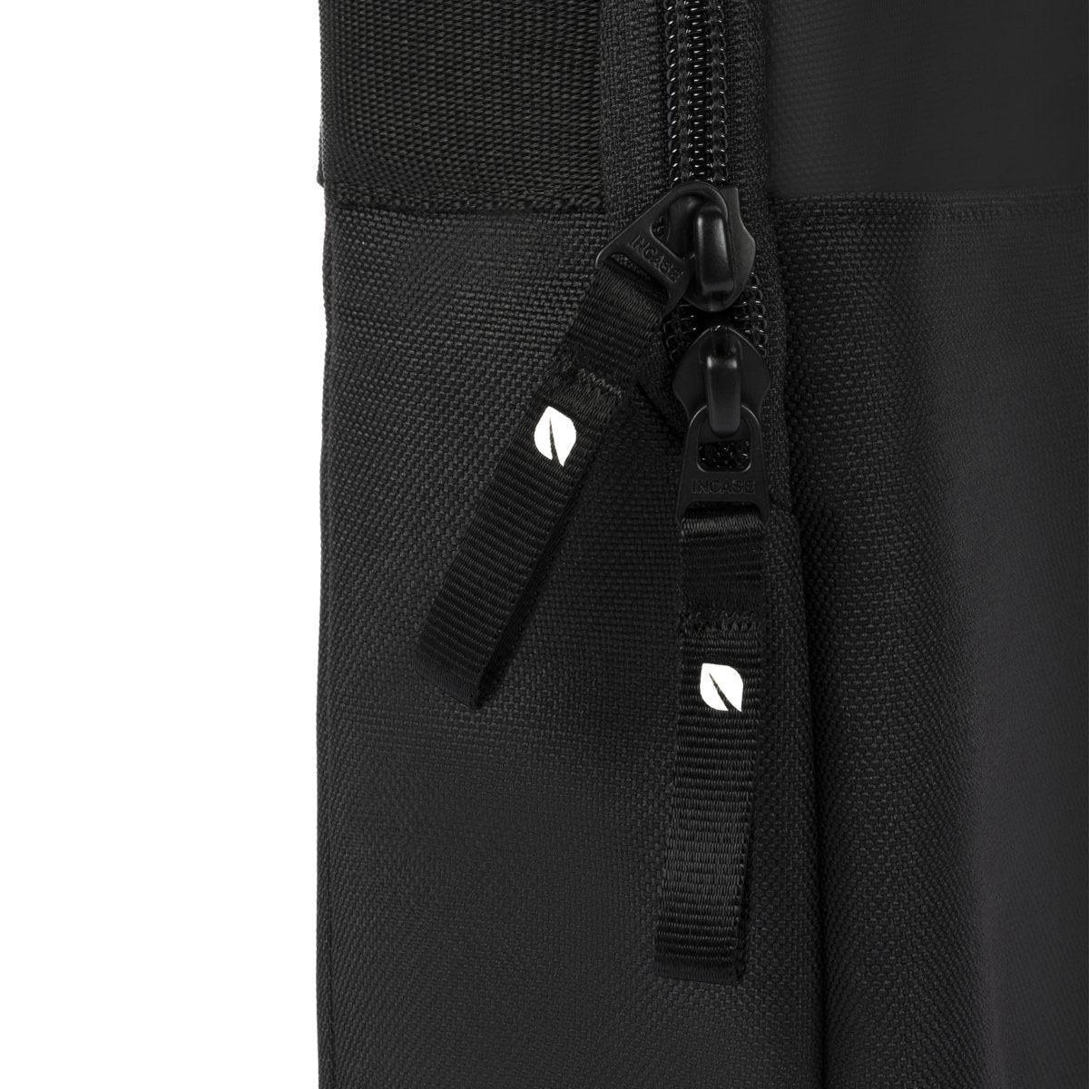 Incase A.R.C. Brief With ReSpun 100% Recycled Polyester - Ante ShopIncaseBag810006545166INCO - 100736 - BLK