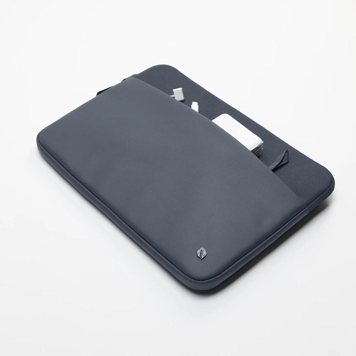 Incase A.R.C. Sleeve for With ReSpun 100% Recycled Polyester for 16 - inch Laptop - Ante ShopIncaseLaptop Sleeve650450269832INCO - 400718 - NVY