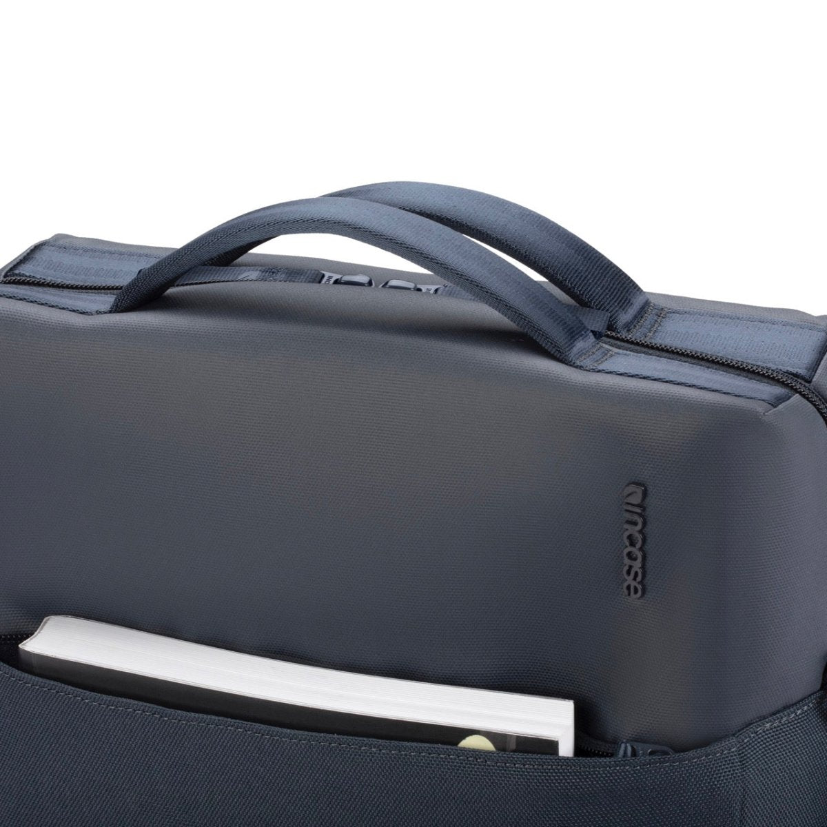 Incase A.R.C. Tech Tote With ReSpun 100% Recycled Polyester - Ante ShopIncaseBag810006543599INCO - 100685 - NVY