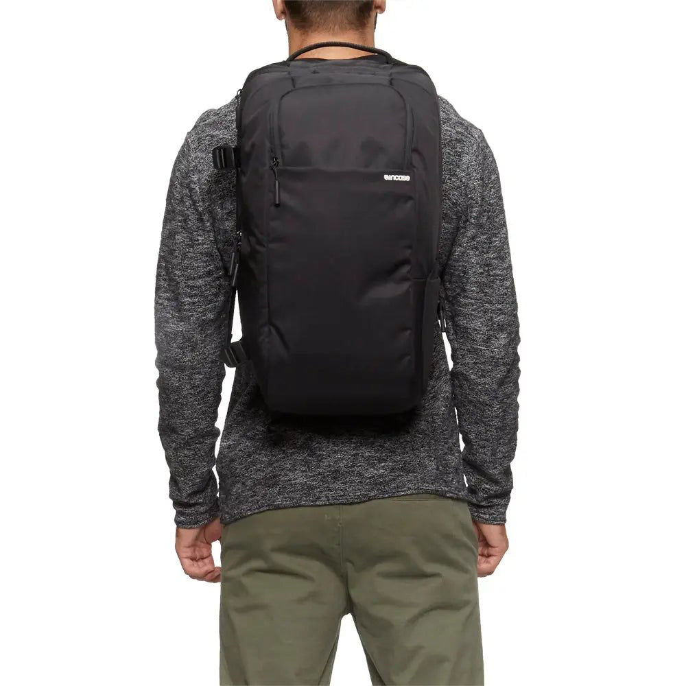 Incase DSLR Pro Pack - Ante ShopIncaseBag650450134963INCO - CL58068 - BLK