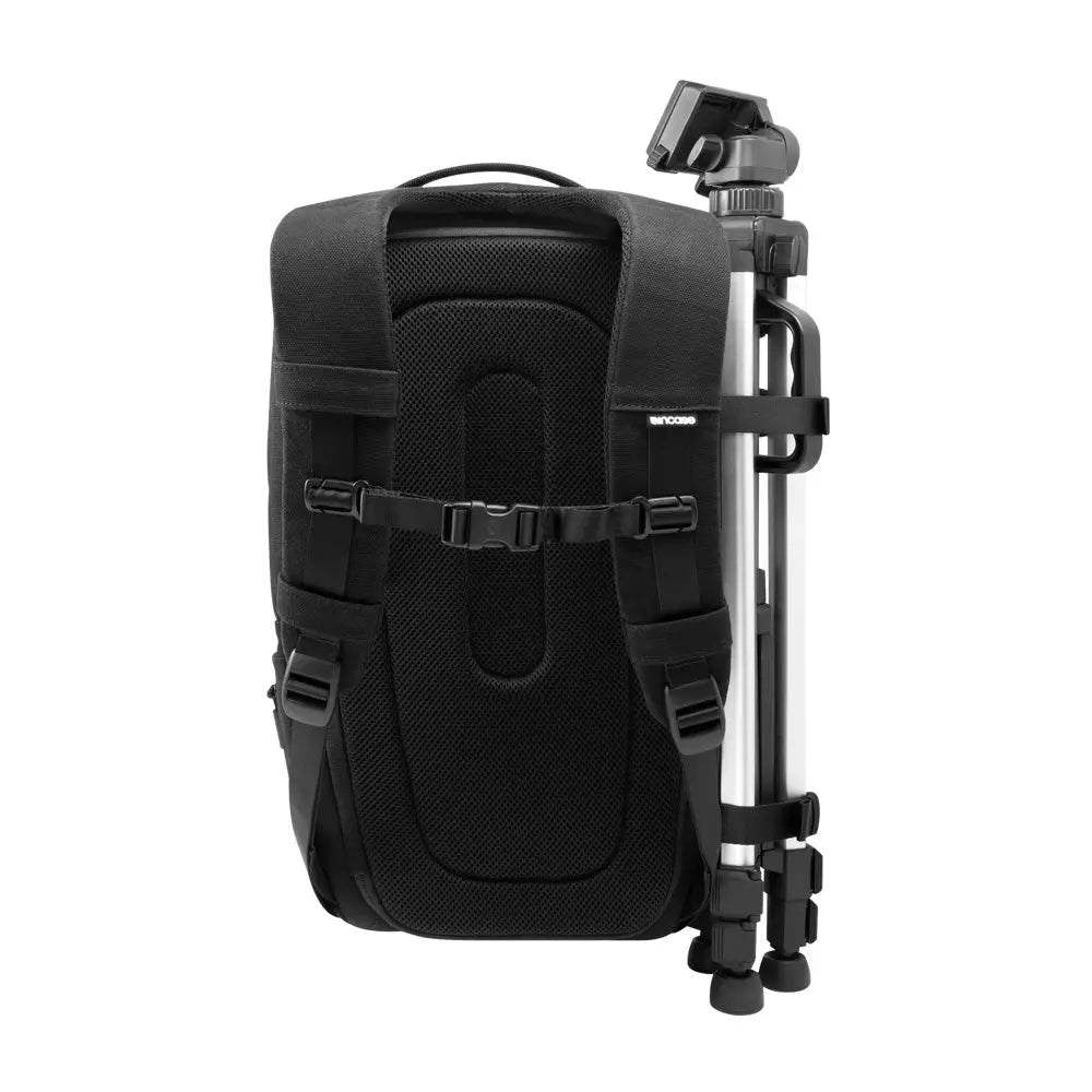 Incase DSLR Pro Pack - Ante ShopIncaseBag650450134963INCO - CL58068 - BLK