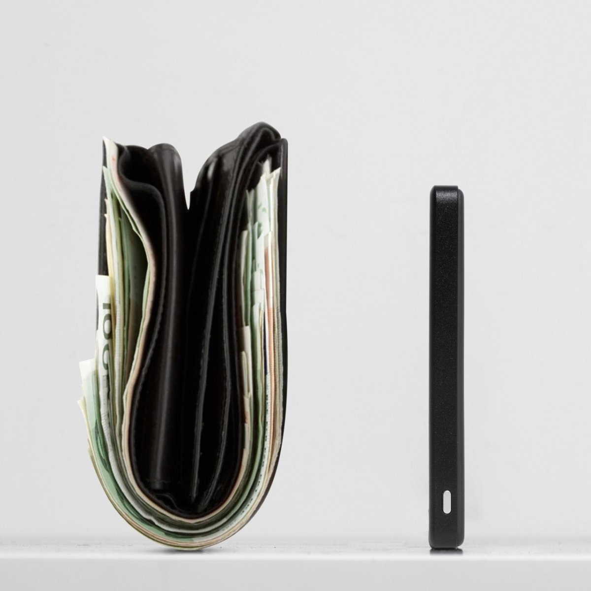 Native Union Active Power Bank | Magnetic - Ante ShopNative UnionPowerbank846654085501ACTPB - 5KMS - BLK