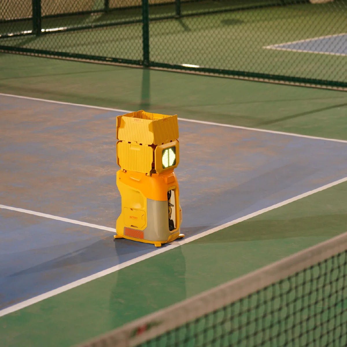 Tenniix Pickle Basic - Smart Pickeball Ball Machine (Pre-Order)