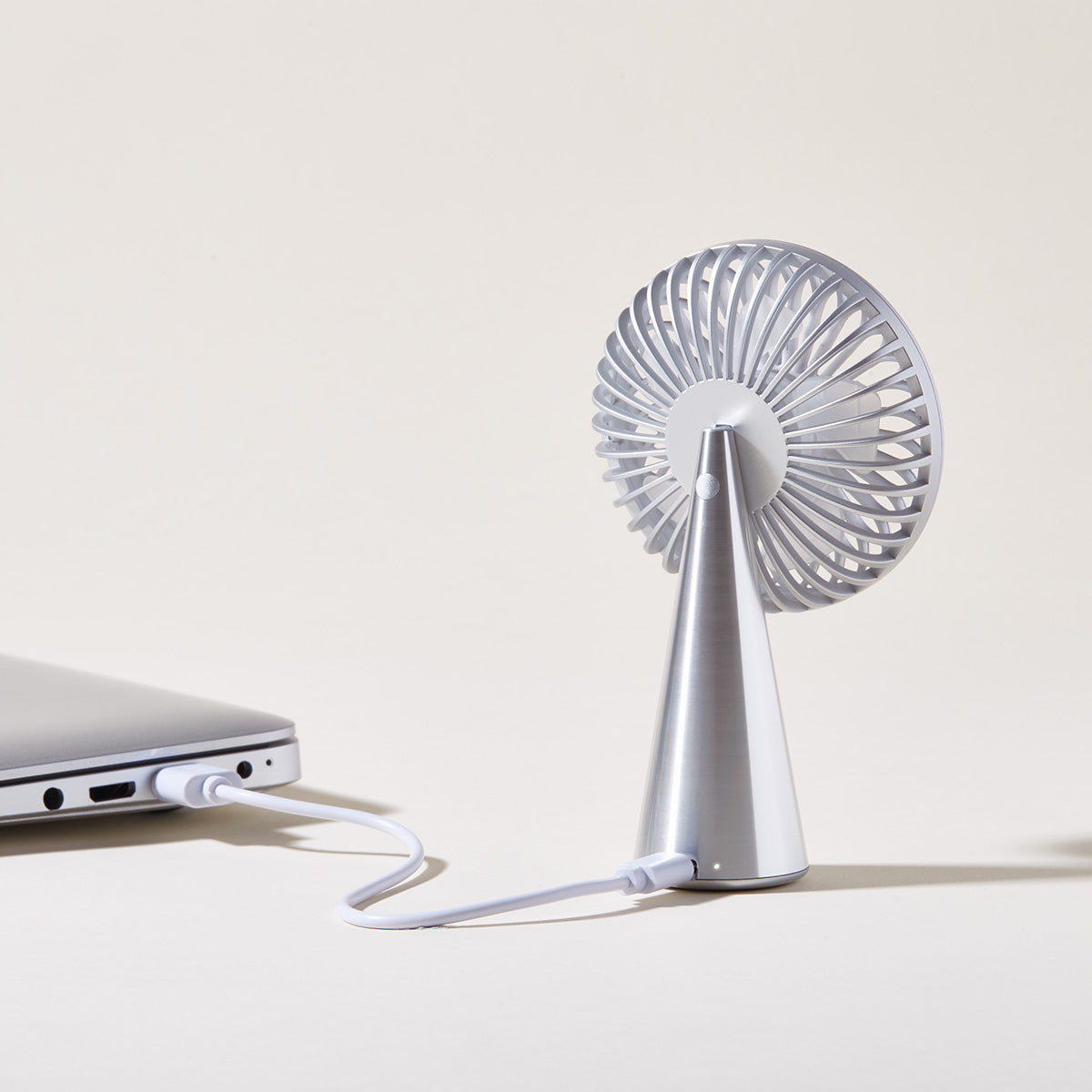 Lexon WINO - Mini rechargeable portable wireless fan